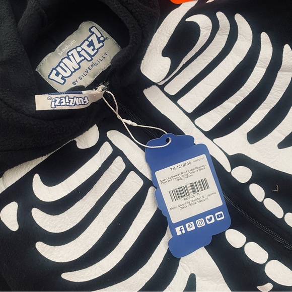 FUNZIEZ Slim Fit Adult Onesie - Animal Halloween Costume - Plush Fruit One Piece - Picture 15 of 16